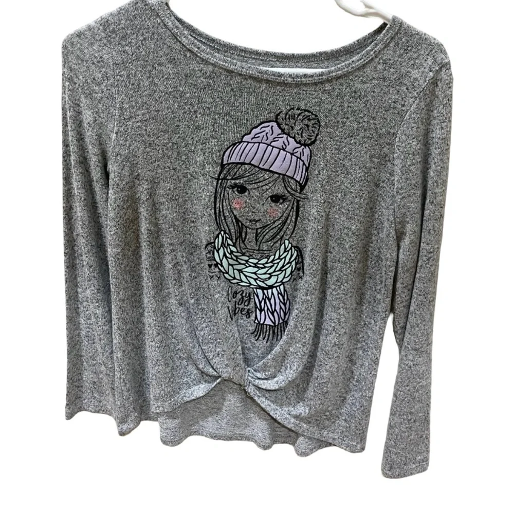 Sylish front tie knot top